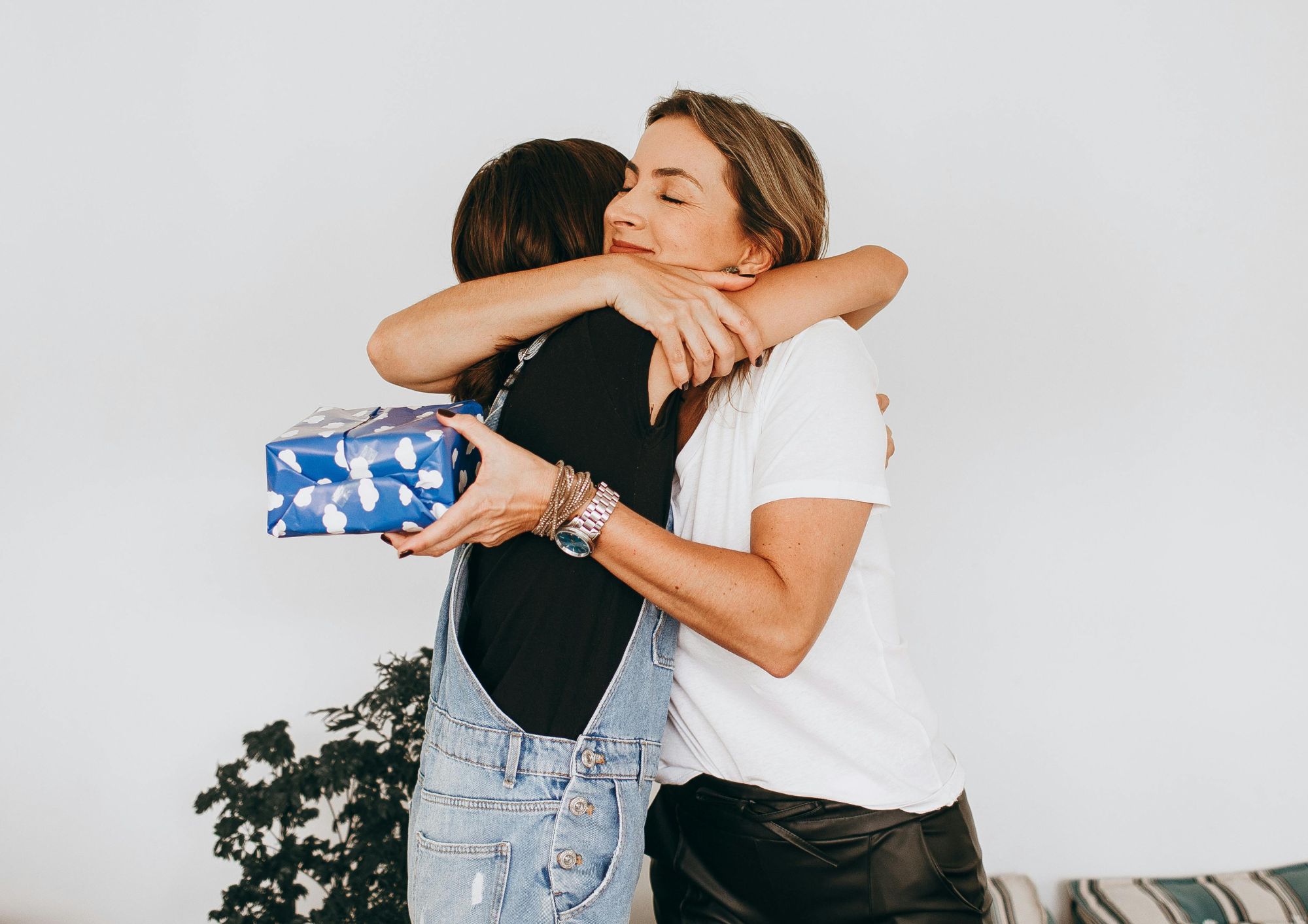 מתנה למארחים